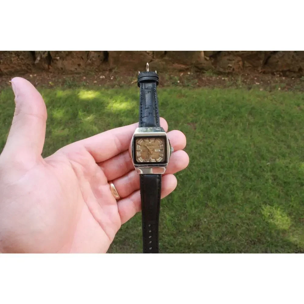 Vintage 1985 Ricoh Automatic Mens Silver Watch W/daydate & Gold accents